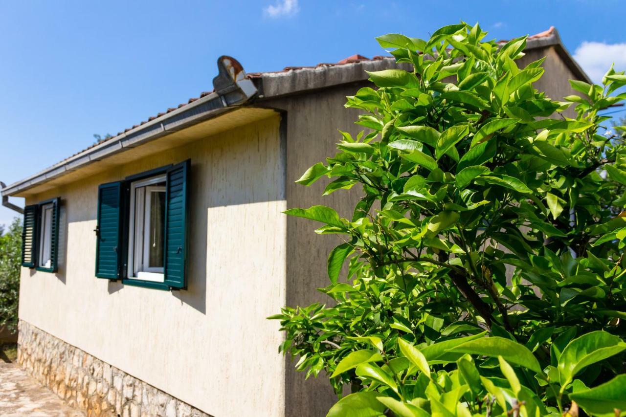 Holiday Home Laurea Supetar Exterior photo